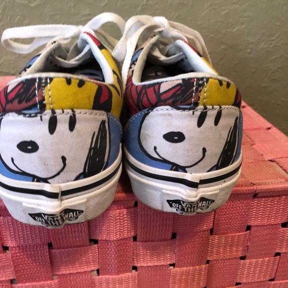 Vans - Picture 4 of 5